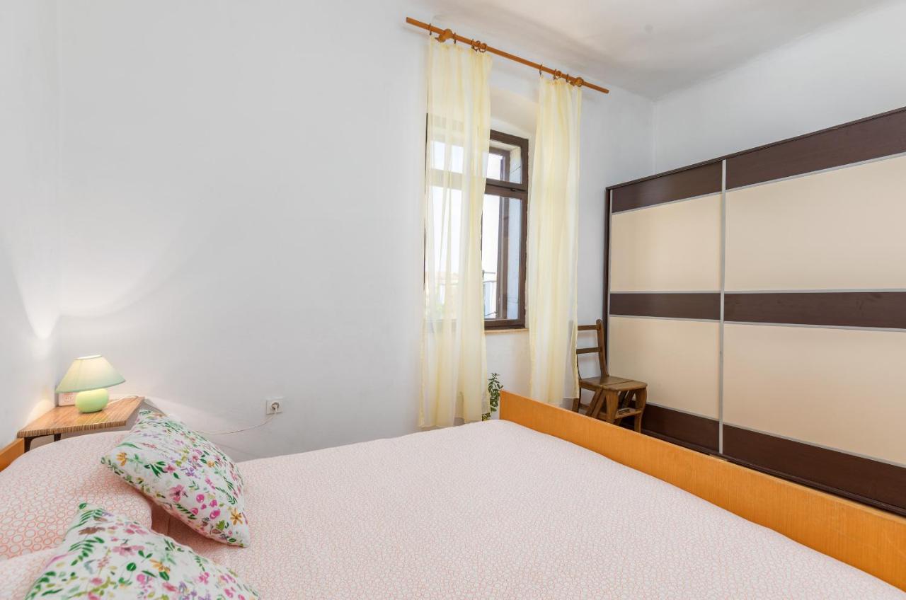 Apartment Ana Fažana Kültér fotó